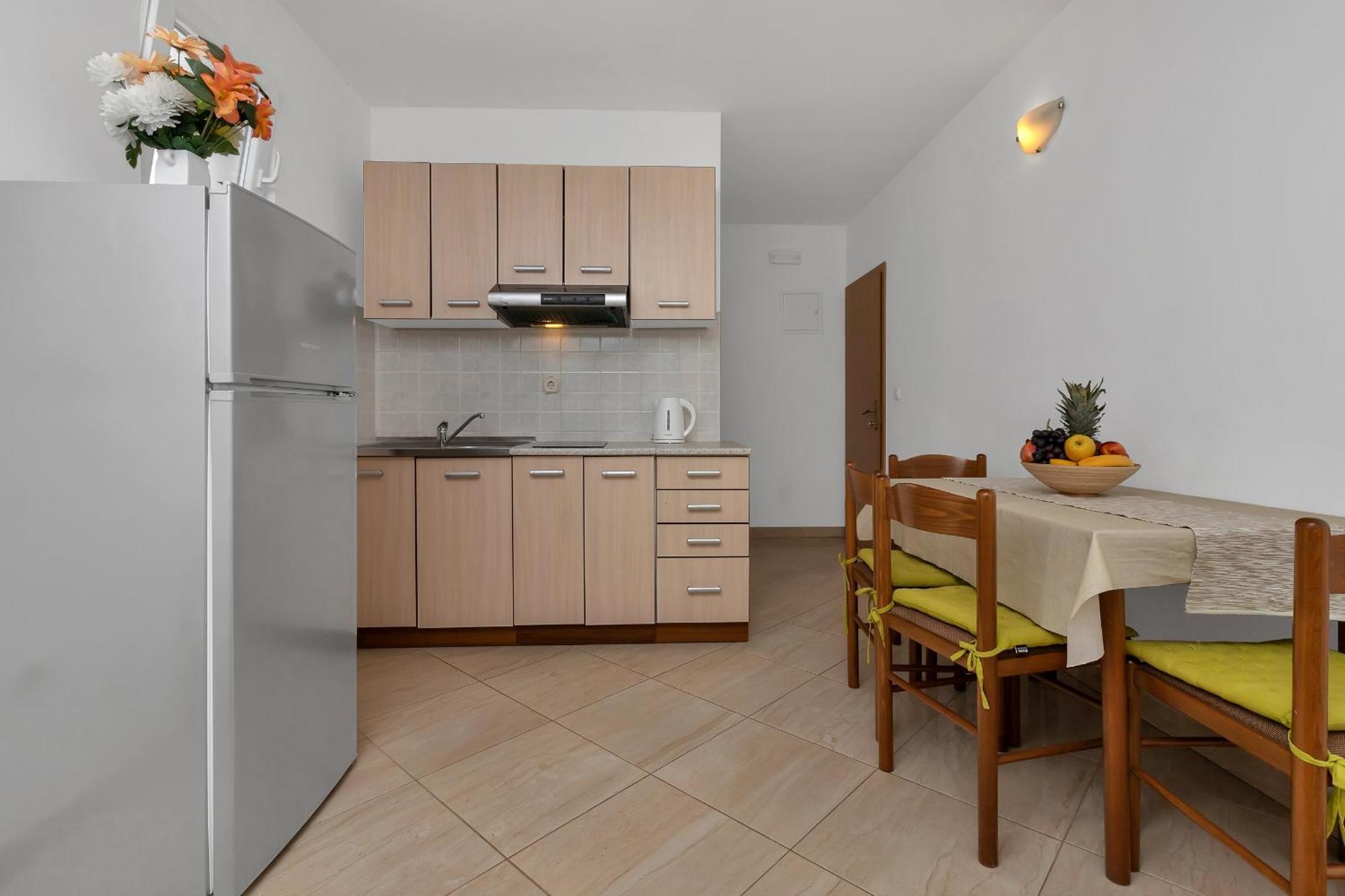 Apartments Ferdo Živogošće 客房 照片
